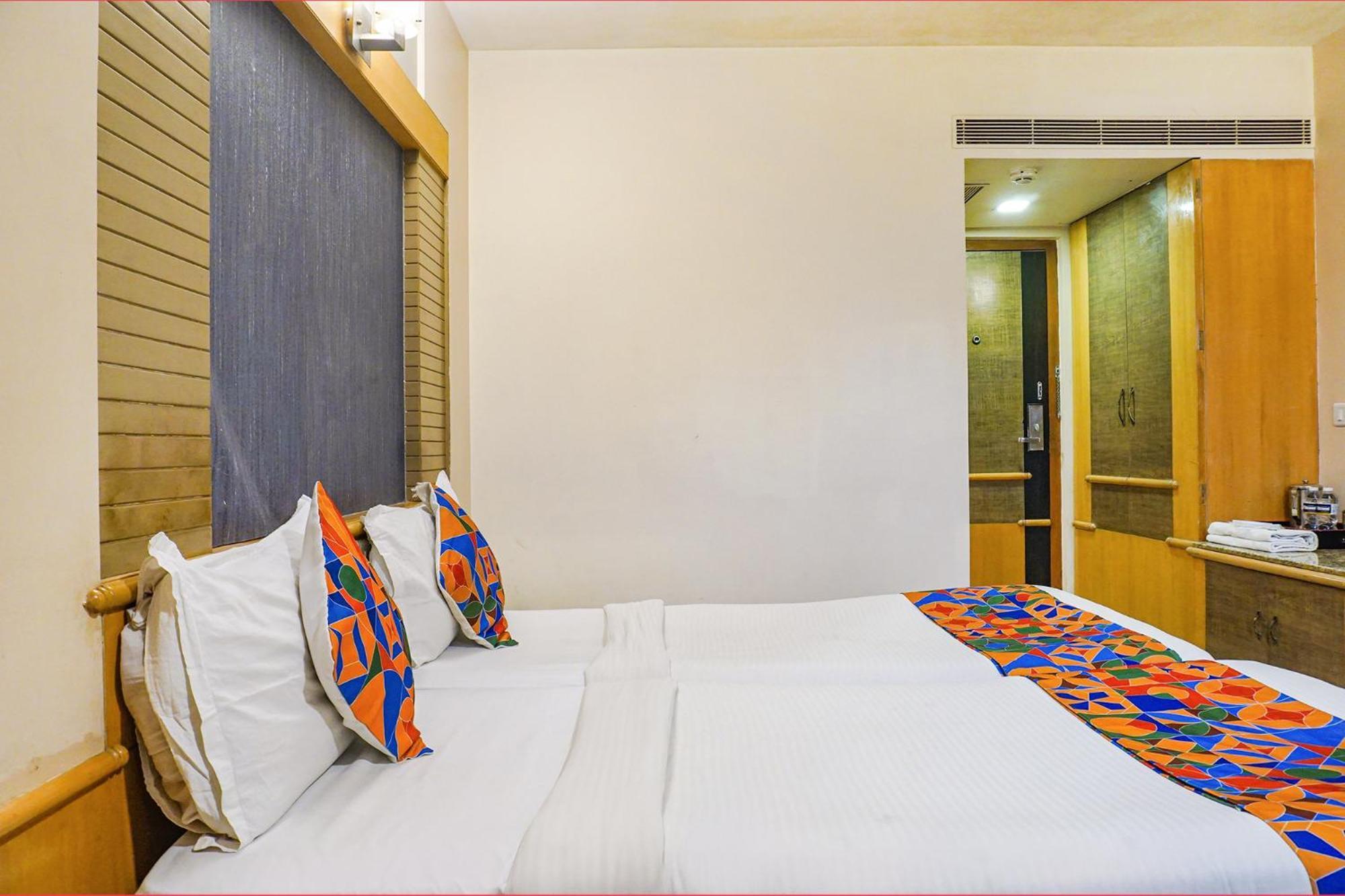 Fabhotel Prime Deccan 8 Πούνε Εξωτερικό φωτογραφία